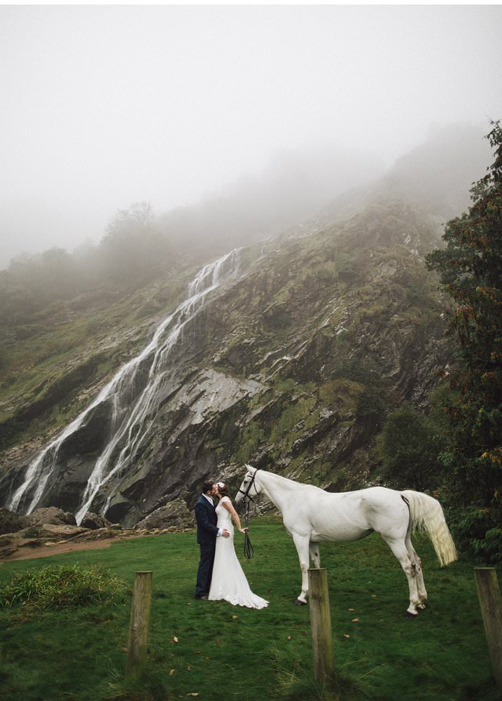 trudder lodge wedding bride couple mist