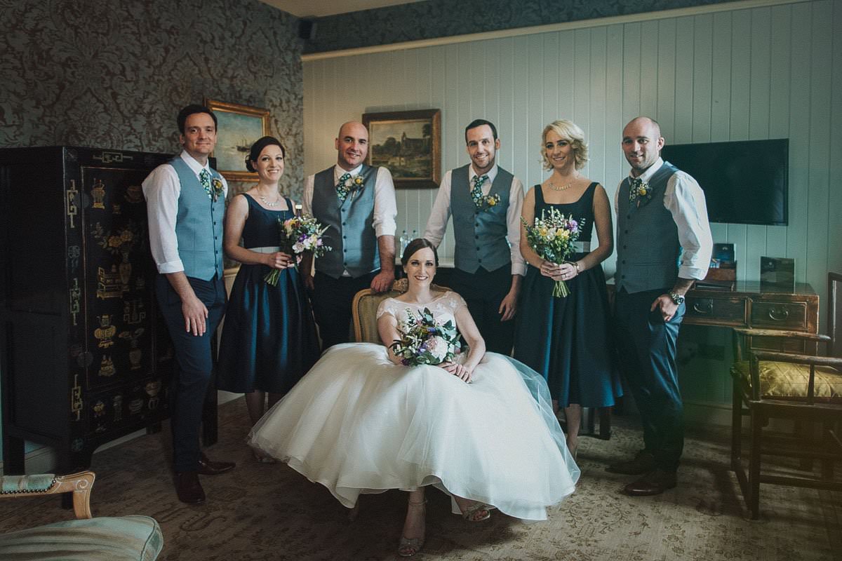 S+F | when its rain outside - bridal party portrait 3