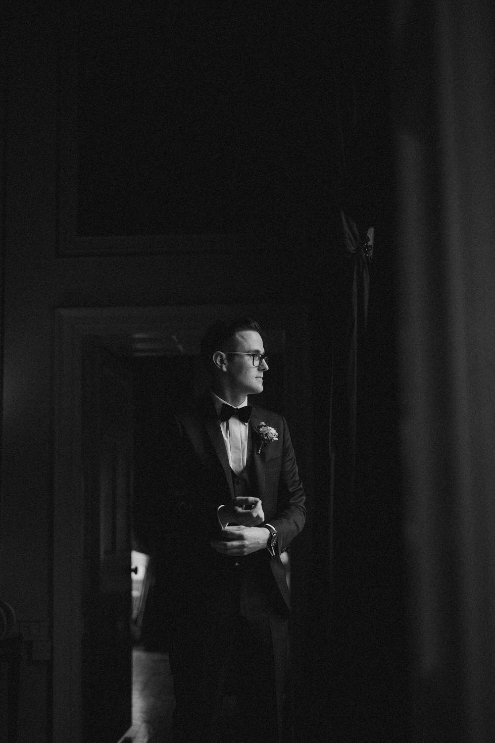 Black&White wedding frames - basis of the photography 2